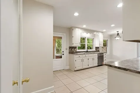 27 Bayless Street Murphy NC 28906