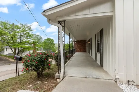 27 Bayless Street Murphy NC 28906