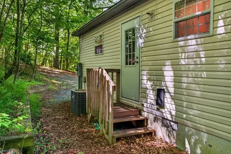 282 W Cherry Road Hayesville NC 28904