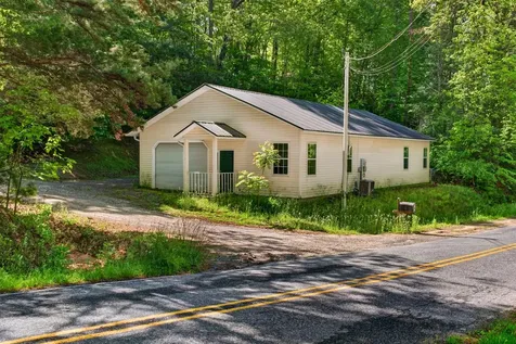 282 W Cherry Road Hayesville NC 28904