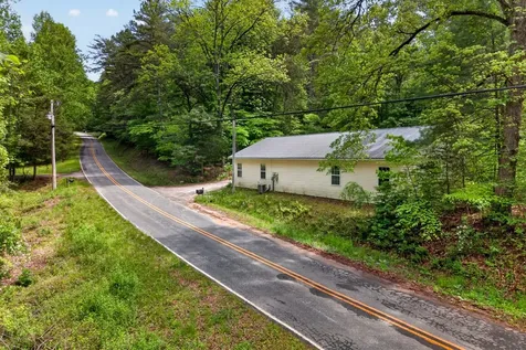 282 W Cherry Road Hayesville NC 28904