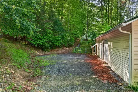 282 W Cherry Road Hayesville NC 28904