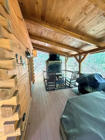 94 Bear Creek Cove Topton NC 28781