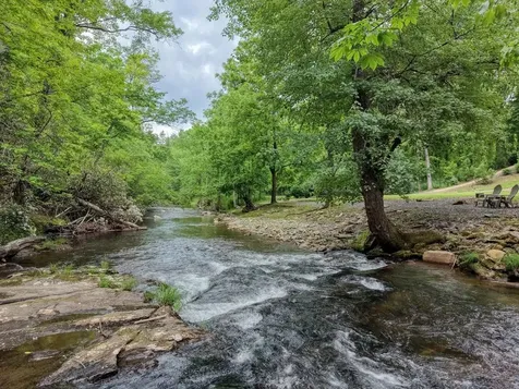 515 Barlow Fields Drive Hayesville NC 28904