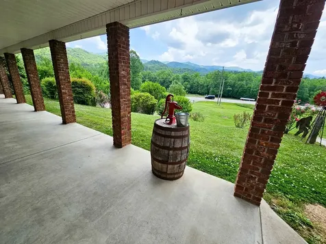 45 Sulpher Lane Andrews NC 28901