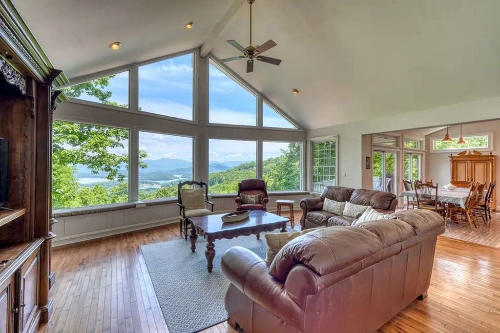 860 Ramey Mountain Road Hiawassee GA 30546