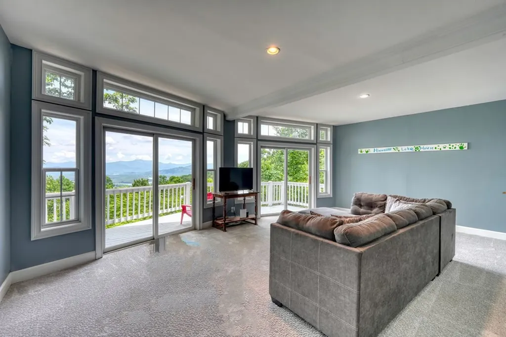 860 Ramey Mountain Road Hiawassee GA 30546