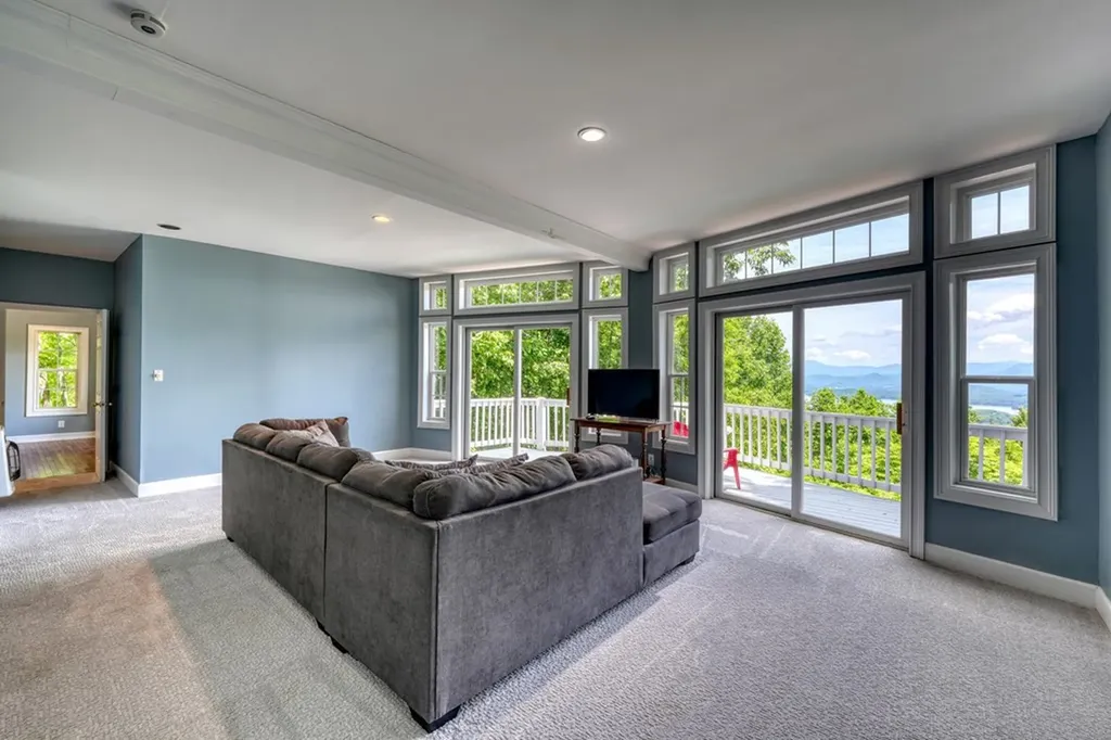 860 Ramey Mountain Road Hiawassee GA 30546