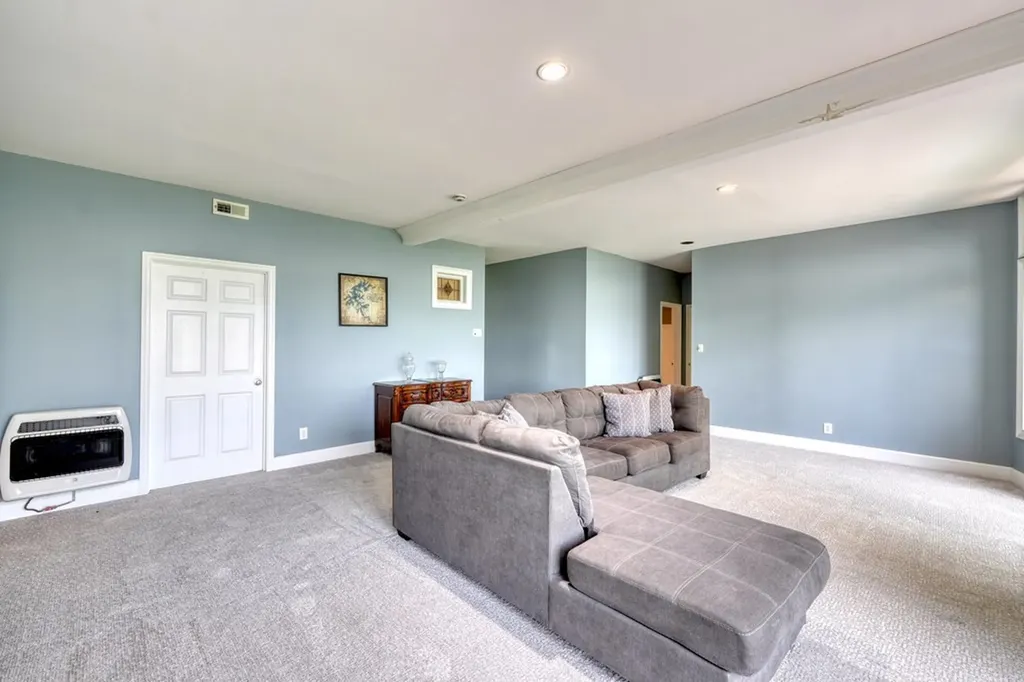 860 Ramey Mountain Road Hiawassee GA 30546