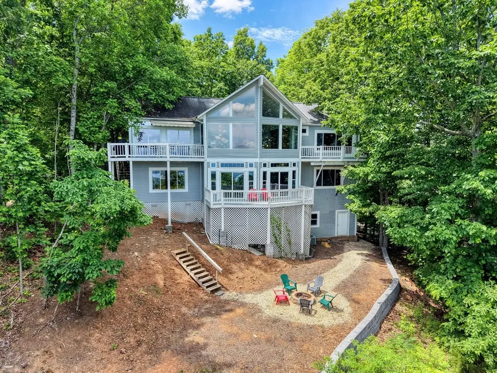 860 Ramey Mountain Road Hiawassee GA 30546
