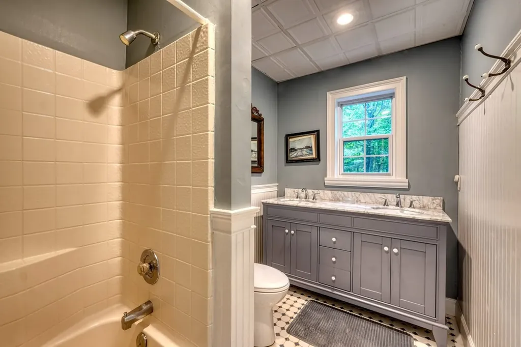 860 Ramey Mountain Road Hiawassee GA 30546