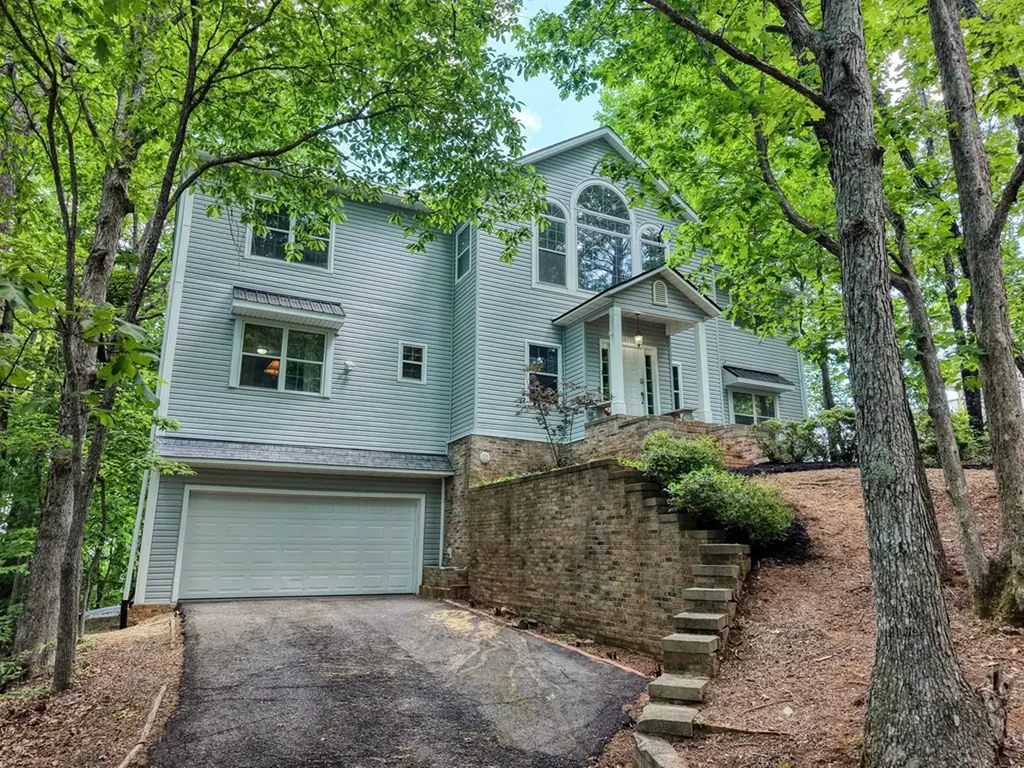 860 Ramey Mountain Road Hiawassee GA 30546