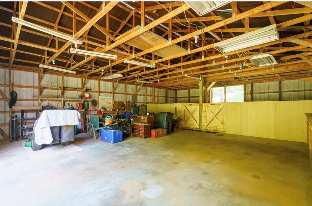 178 Windy Blue Ridge GA 30513