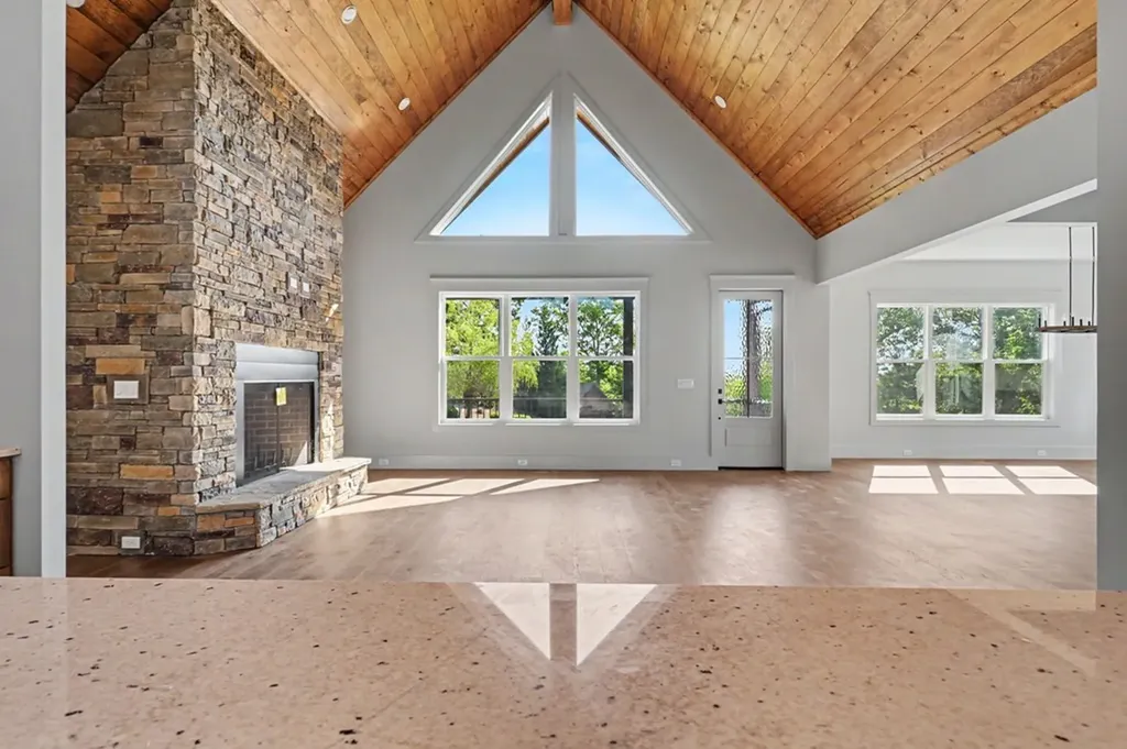 383 Rustic Barn Trail Morganton GA 30560
