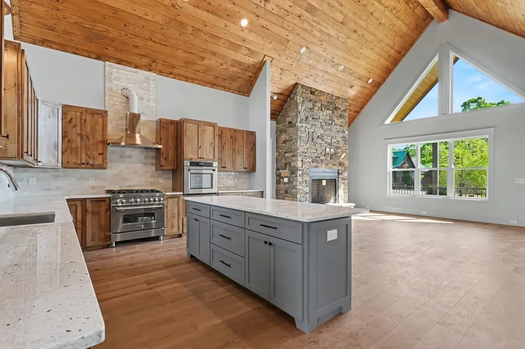383 Rustic Barn Trail Morganton GA 30560