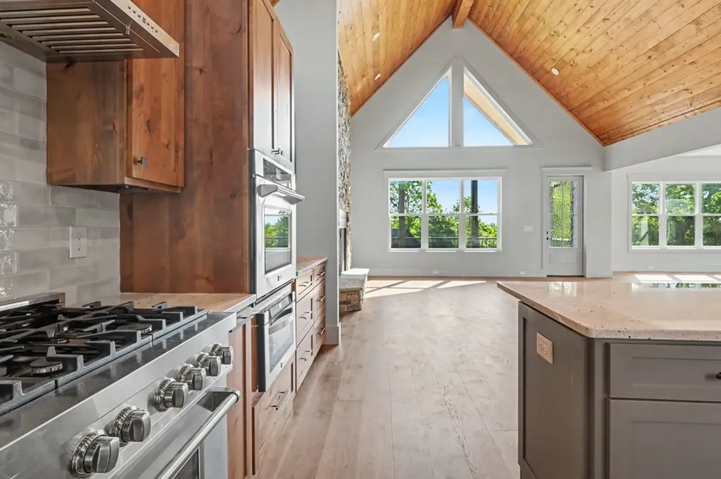 383 Rustic Barn Trail Morganton GA 30560