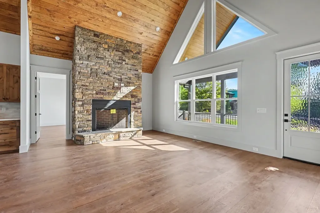 383 Rustic Barn Trail Morganton GA 30560