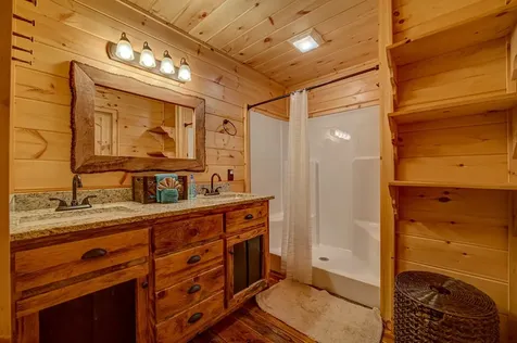 900 Cherokee Oaks Drive Murphy NC 28906