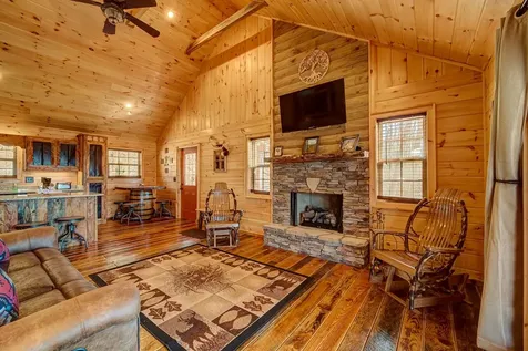 900 Cherokee Oaks Drive Murphy NC 28906