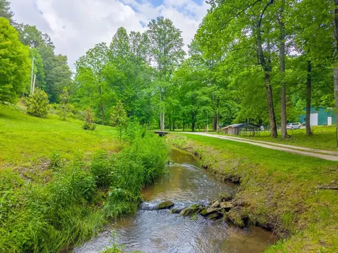 224 Cochrans Creek Road Robbinsville NC 28771