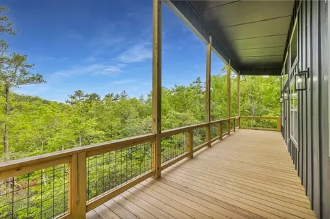 390 Fiddlers Way Brasstown NC 28902