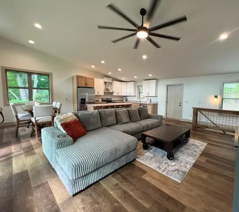 390 Fiddlers Way Brasstown NC 28902