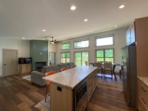 390 Fiddlers Way Brasstown NC 28902