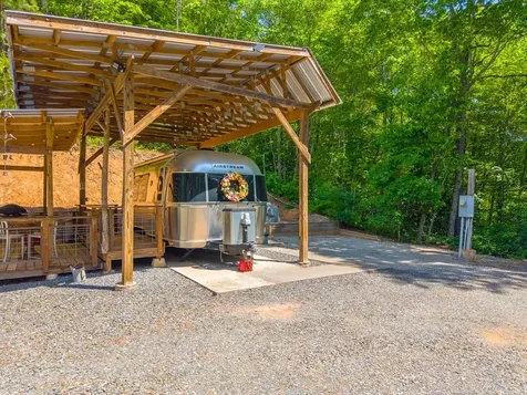 310 Wolf Creek Heights Road Almond NC 28702