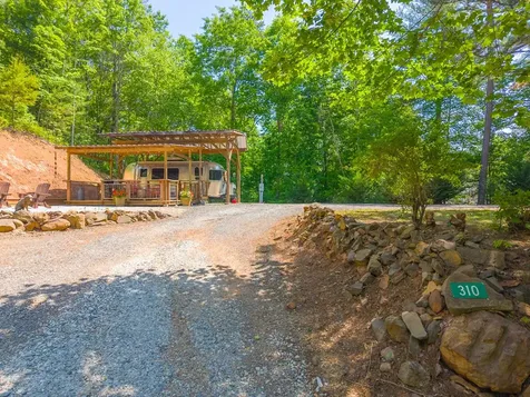 310 Wolf Creek Heights Road Almond NC 28702