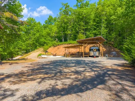 310 Wolf Creek Heights Road Almond NC 28702