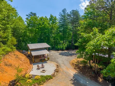 310 Wolf Creek Heights Road Almond NC 28702