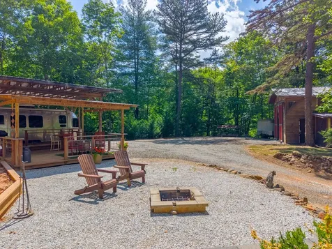 310 Wolf Creek Heights Road Almond NC 28702