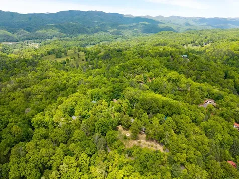 175 Scenic Highlands Drive Marble NC 28905