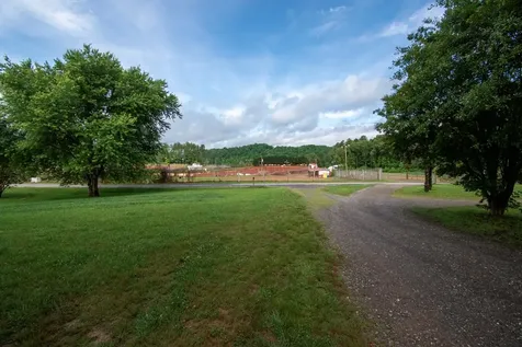434 Creamery Road Brasstown NC 28902