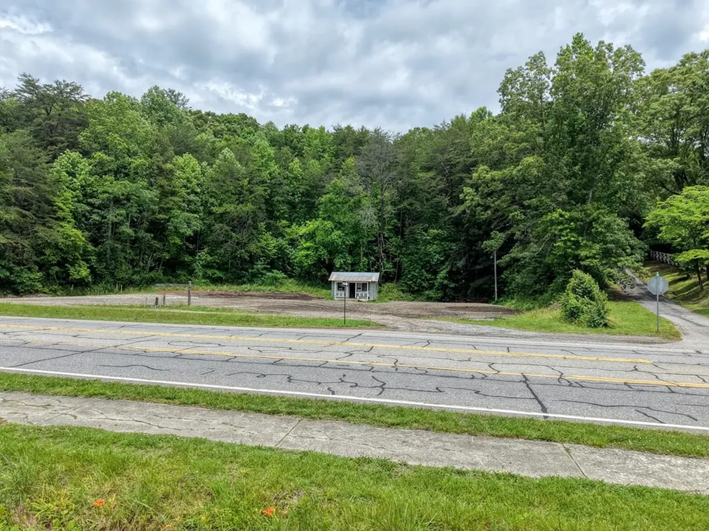 900 S Main Street Hiawassee GA 30546
