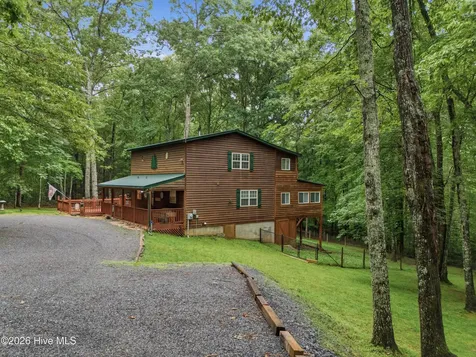 680 Hawthorne Lane Murphy NC 28906