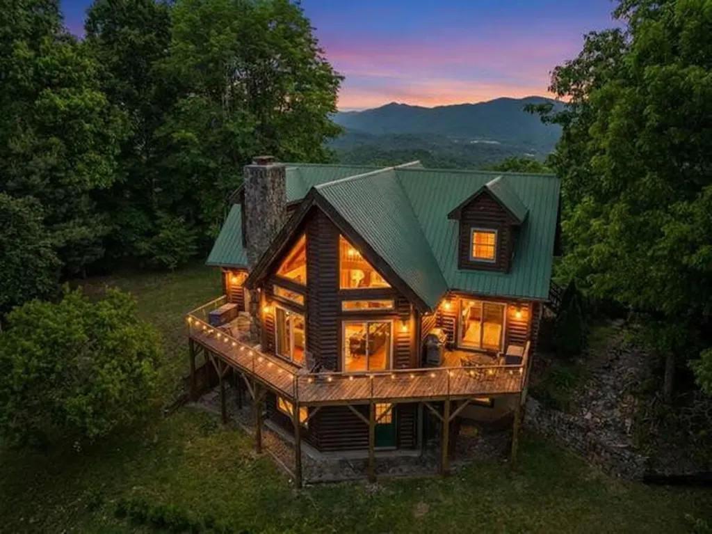 1440 Valley View Heights Lane Andrews NC 28901