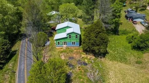 1132 Dockery Creek Road Murphy NC 28906