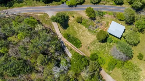 1132 Dockery Creek Road Murphy NC 28906