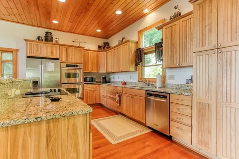 113 Snowbird Trail Robbinsville NC 28771