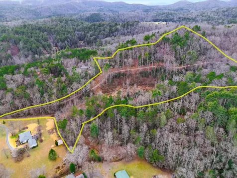 1489 Hollybrook Drive Murphy NC 28906