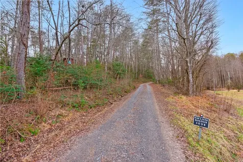 1489 Hollybrook Drive Murphy NC 28906