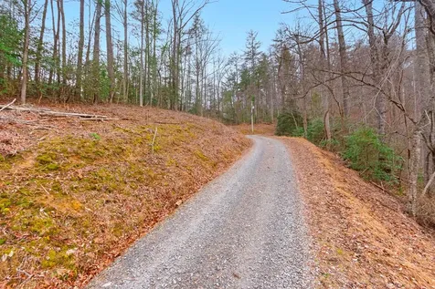 1489 Hollybrook Drive Murphy NC 28906