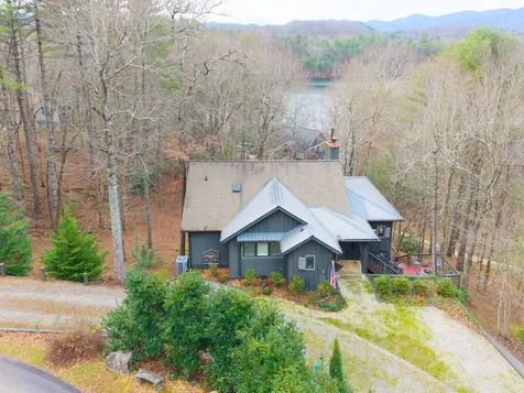 56 Cross Creek Robbinsville NC 28771