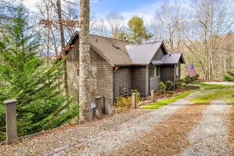 56 Cross Creek Robbinsville NC 28771
