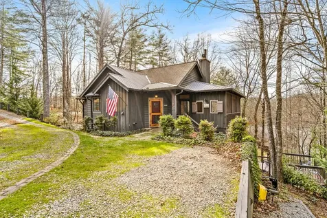 56 Cross Creek Robbinsville NC 28771