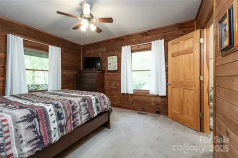 242 Eagles Roost Road Bryson City NC 28713