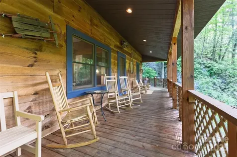 242 Eagles Roost Road Bryson City NC 28713
