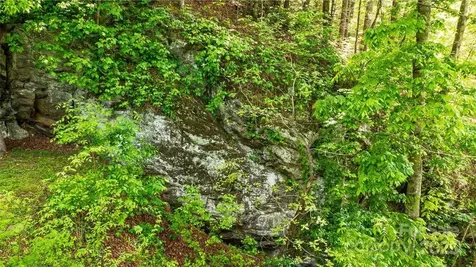 242 Eagles Roost Road Bryson City NC 28713