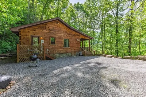 242 Eagles Roost Road Bryson City NC 28713